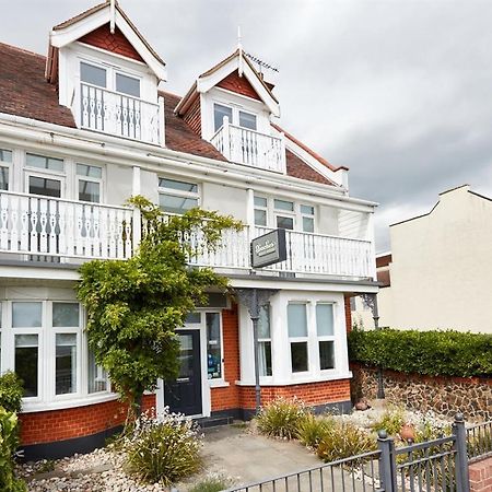 Beaches Guest House Southend-on-Sea Exterior photo